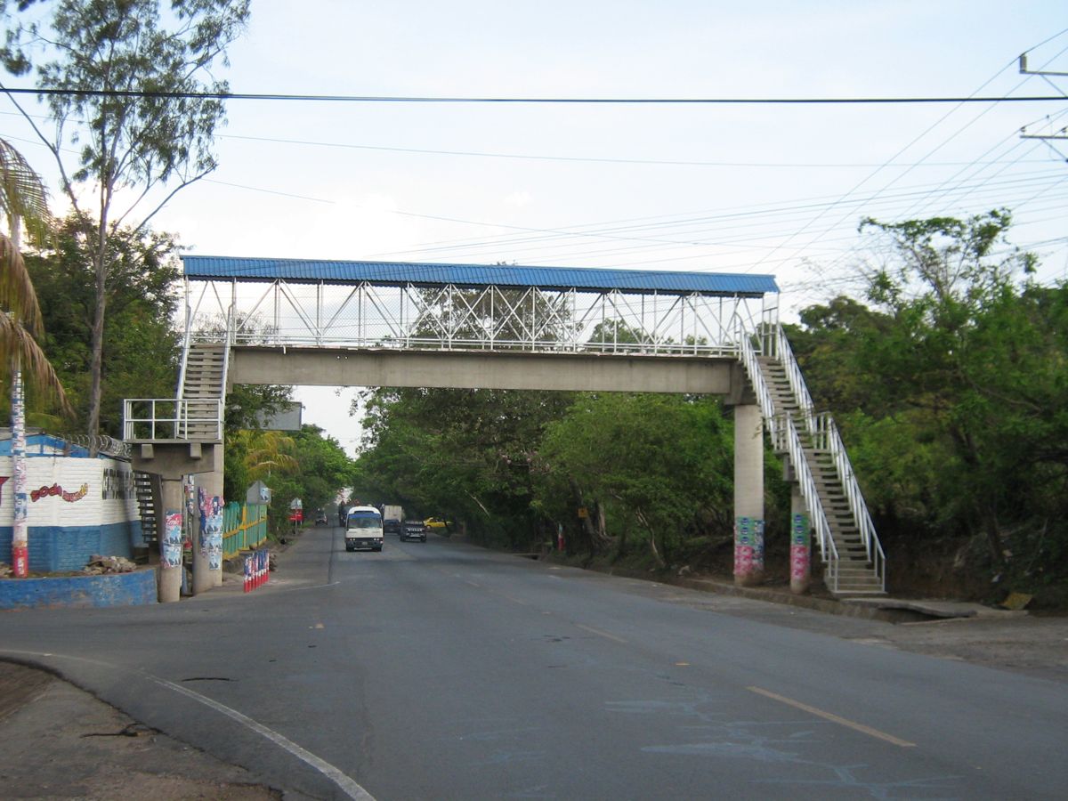 Pasarela Quelepa